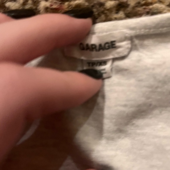 Grey long sleeve wrap around Garage crop top - Picture 2 of 2